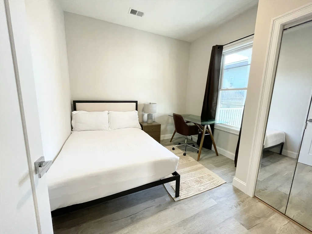 5 bed, 2 bath apartment for rent at 23 Newport St Unit 3, Dorchester — photo 15 of 18