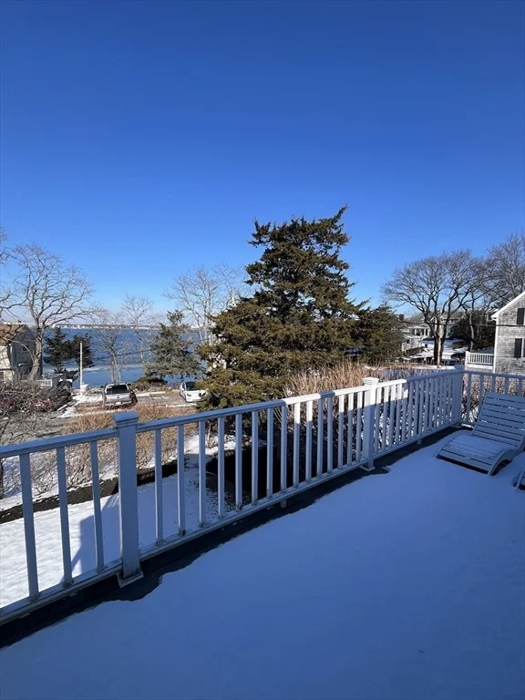 2 bed, 2 bath apartment for rent at 23 Nonantum, Marblehead — photo 24 of 29