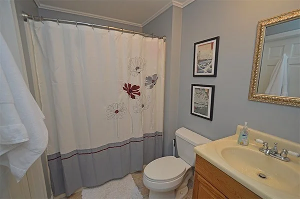 2 bed, 1 bath apartment for rent at 23 Oak St Unit B, Methuen — photo 14 of 22
