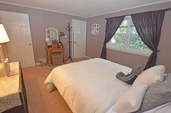 2 bed, 1 bath apartment for rent at 23 Oak St Unit B, Methuen — photo 15 of 22