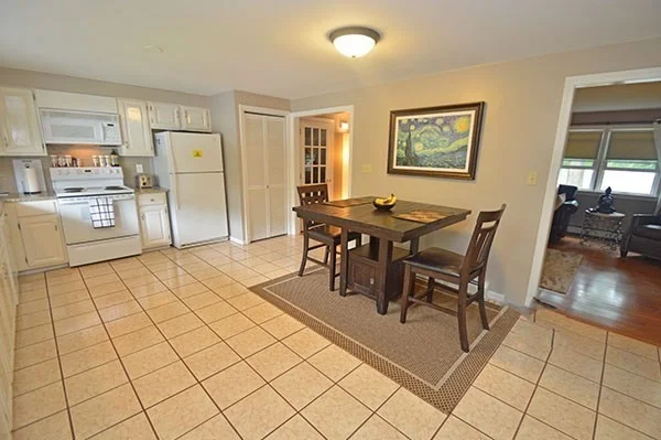 2 bed, 1 bath apartment for rent at 23 Oak St Unit B, Methuen — photo 8 of 22