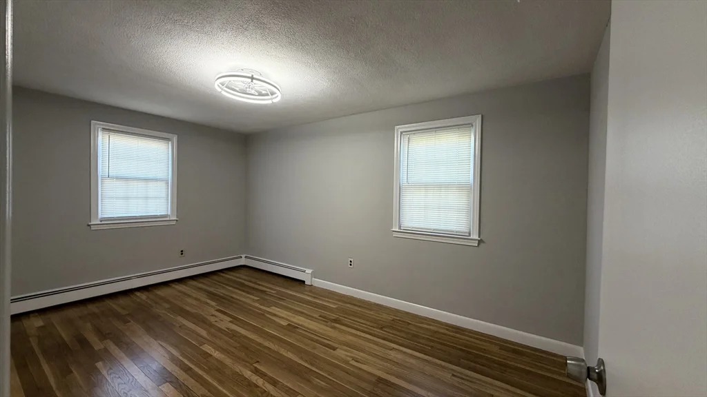 3 bed, 1 bath apartment for rent at 23 Orchard Ave Unit 1, Saugus — photo 12 of 16
