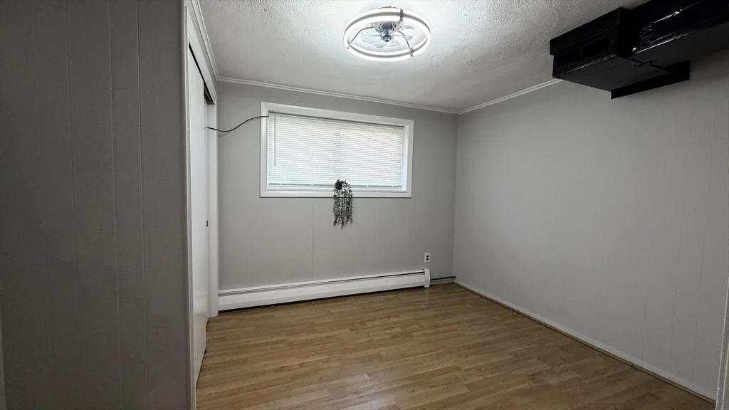 2 bed, 1 bath apartment for rent at 23 Orchard Ave Unit 2, Saugus — photo 11 of 17