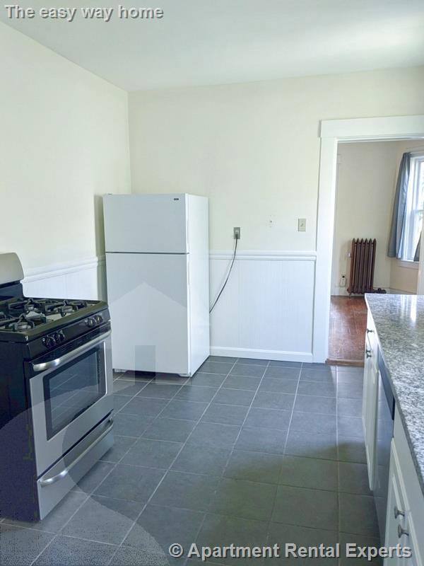 2 bed, 1 bath apartment for rent at 23 Orrin St Unit 3, Neighborhood Nine — photo 2 of 19