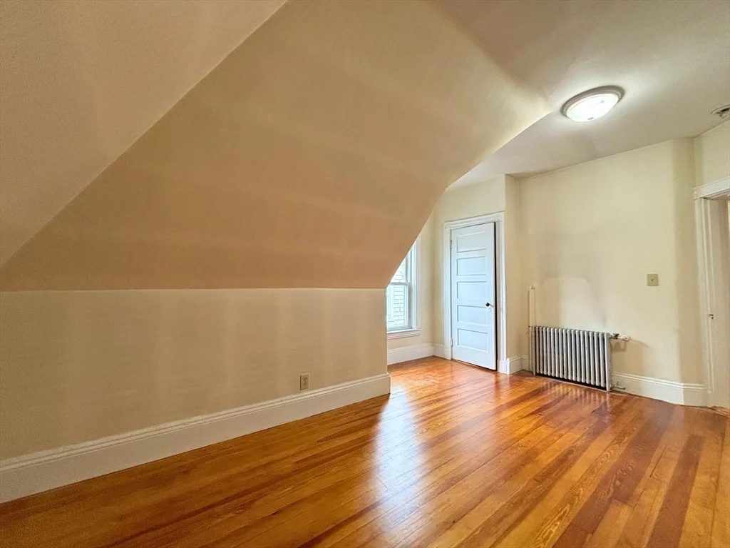 2 bed, 1 bath apartment for rent at 23 Park Rd Unit 3, Belmont — photo 11 of 15
