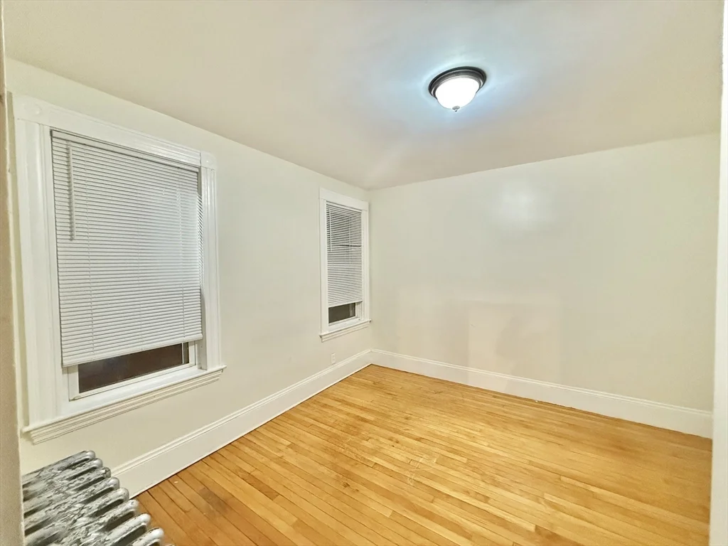 2 bed, 1 bath apartment for rent at 23 Pearl St Unit 1, Everett — photo 11 of 13