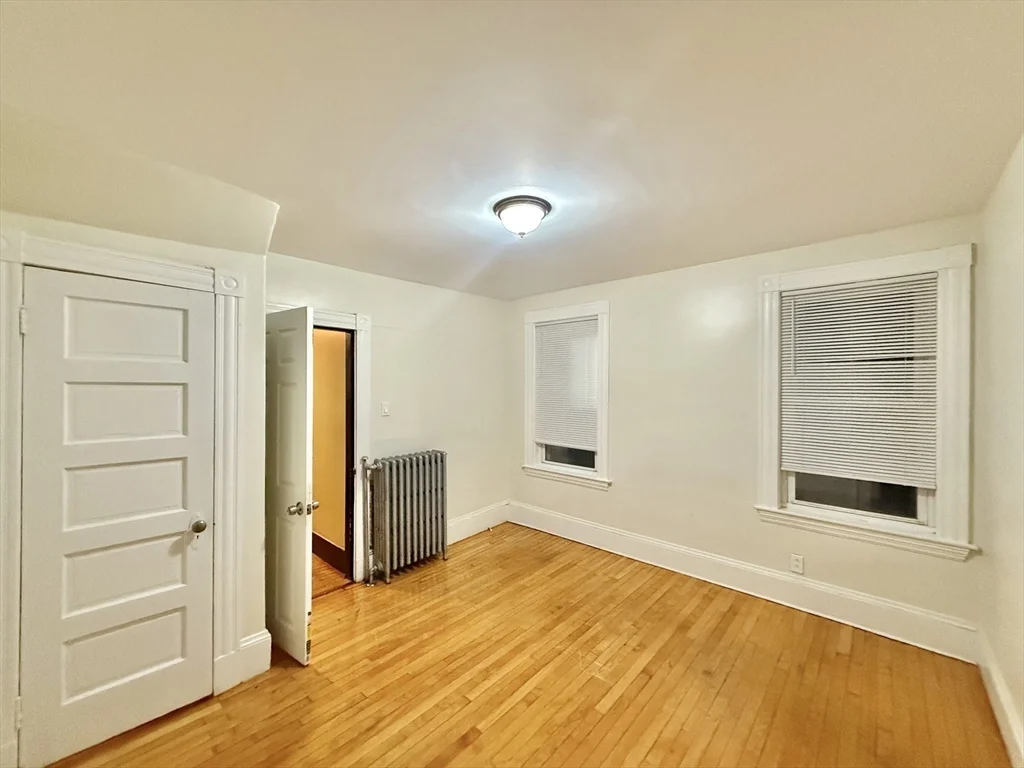 2 bed, 1 bath apartment for rent at 23 Pearl St Unit 1, Everett — photo 9 of 13