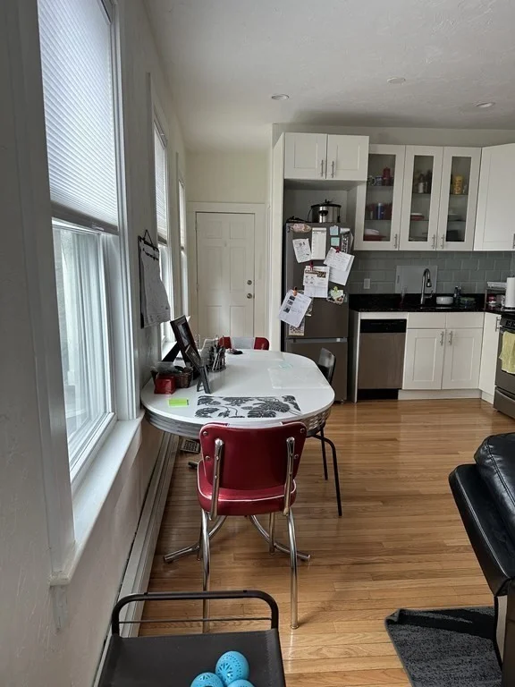 2 bed, 1 bath apartment for rent at 23 Pitman Unit 1, Winter Hill — photo 4 of 18