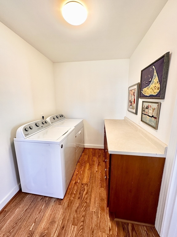 4 bed, 2 bath apartment for rent at 23 Pleasant St, Nantucket (vil) — photo 30 of 35