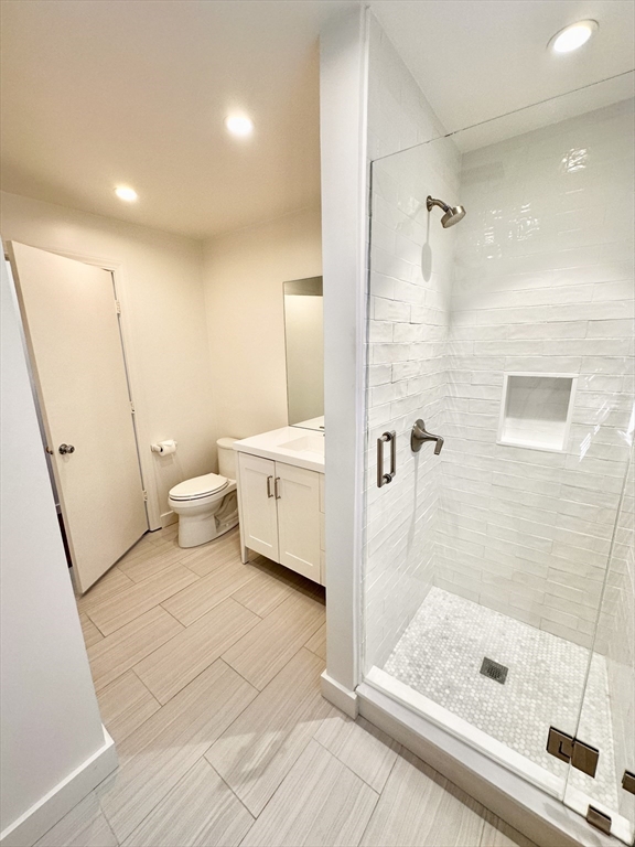 4 bed, 2 bath apartment for rent at 23 Pleasant St, Nantucket (vil) — photo 32 of 35
