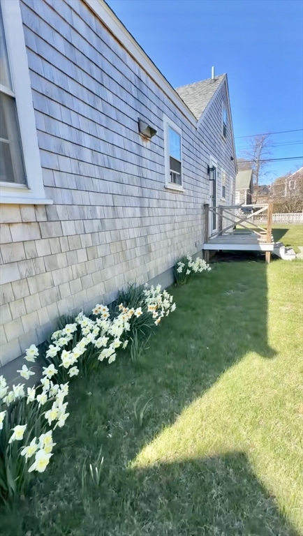 4 bed, 2 bath apartment for rent at 23 Pleasant St, Nantucket (vil) — photo 4 of 35