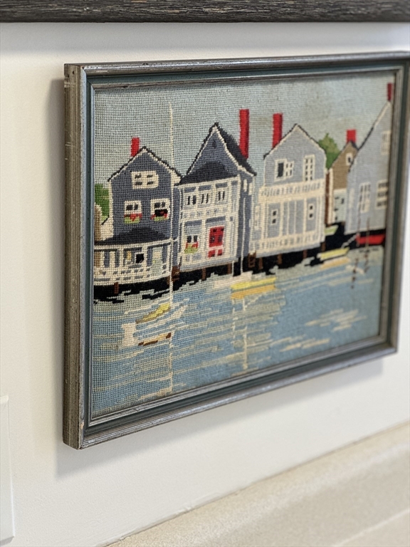 4 bed, 2 bath apartment for rent at 23 Pleasant St, Nantucket (vil) — photo 27 of 35