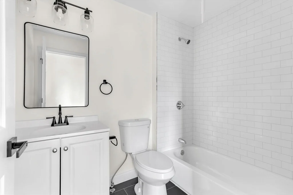4 bed, 2 bath apartment for rent at 23 Pleasant St Unit 1, Fitchburg — photo 5 of 7