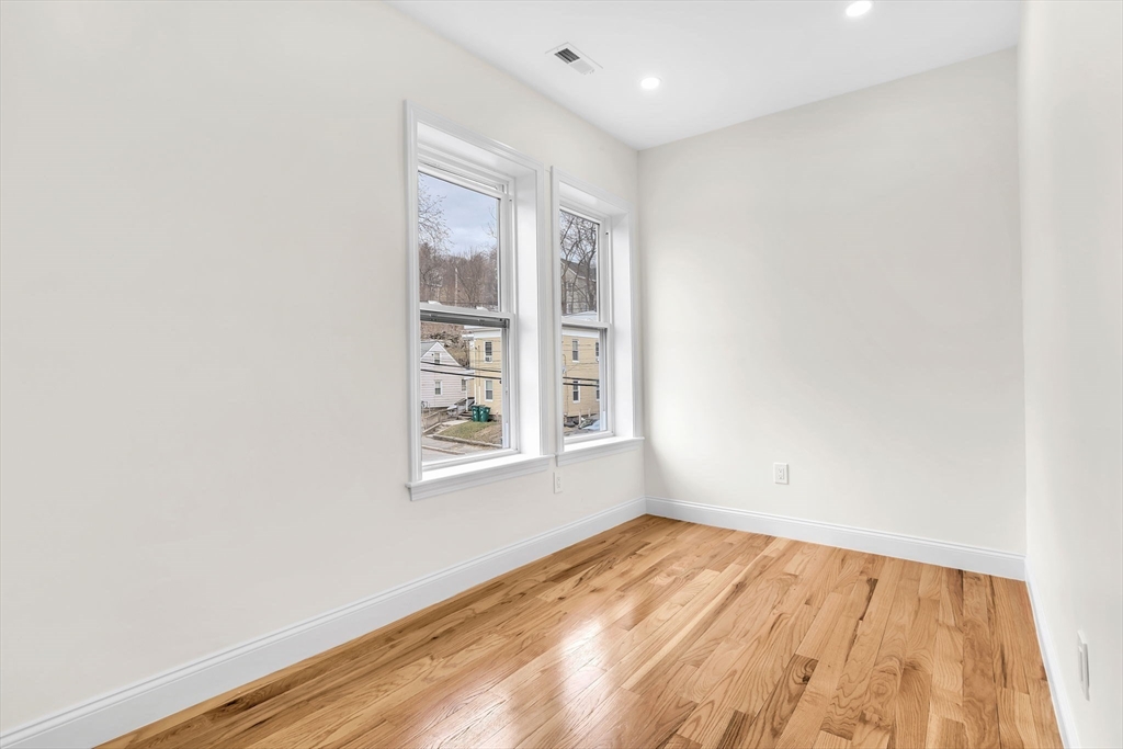 4 bed, 2 bath apartment for rent at 23 Pleasant St Unit 2, Fitchburg — photo 12 of 16