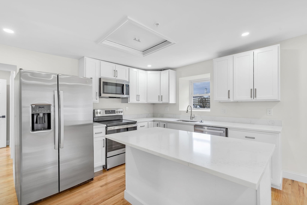 3 bed, 1 bath apartment for rent at 23 Pleasant St Unit 3, Fitchburg — photo 9 of 16