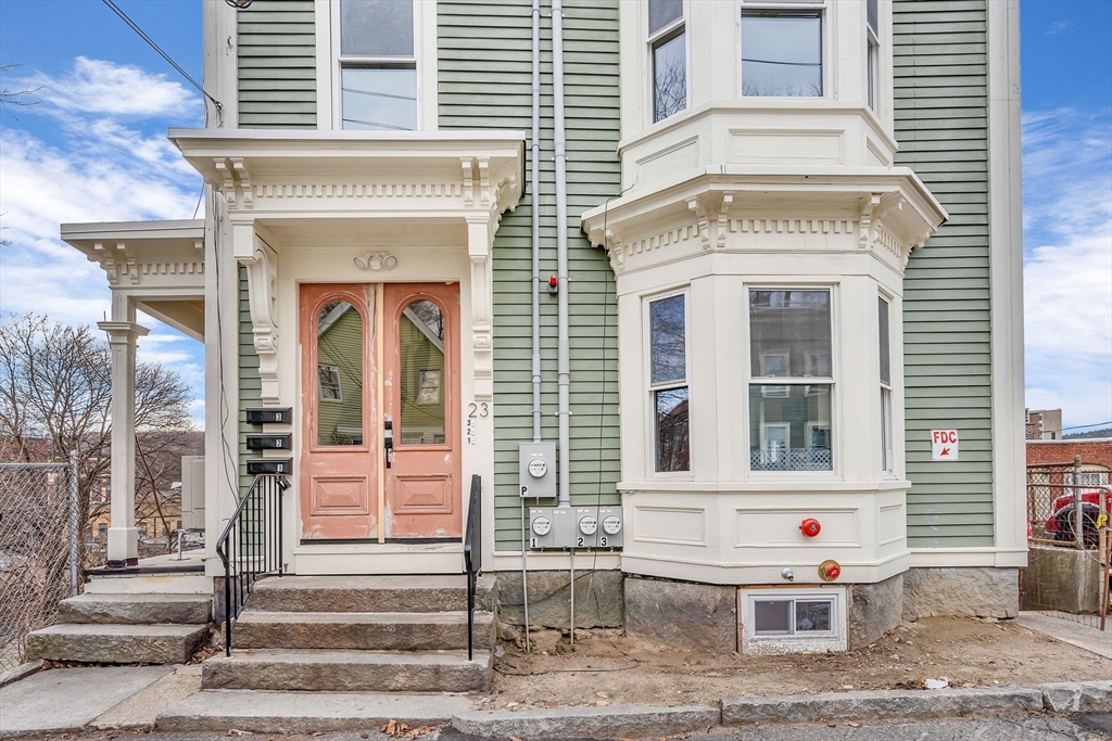 3 bed, 1 bath apartment for rent at 23 Pleasant St Unit 3, Fitchburg