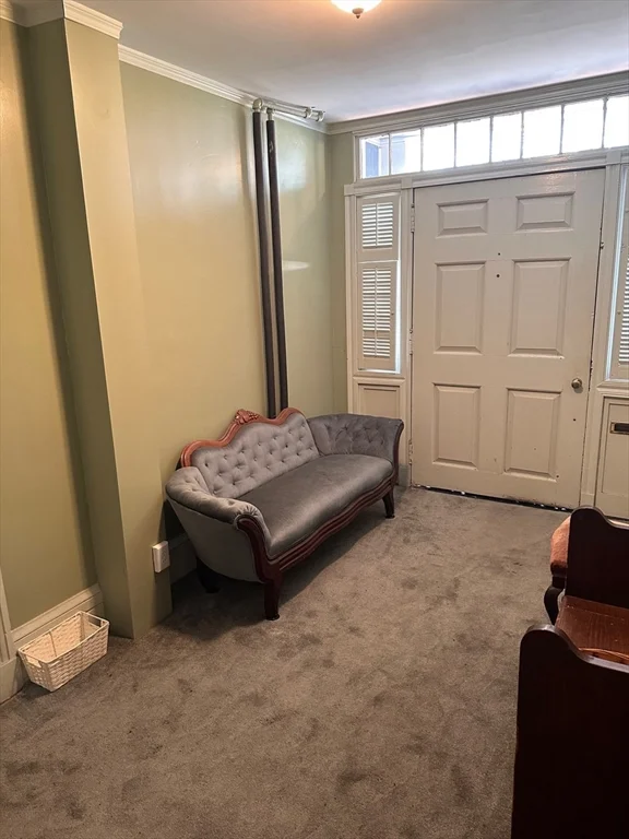 3 bed, 1 bath apartment for rent at 23 Pleasant Unit 23, Glenwood — photo 4 of 13