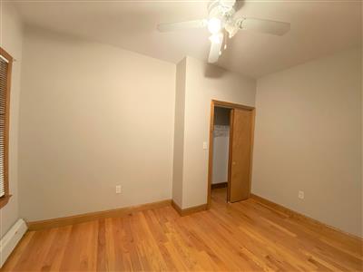 3 bed, 1 bath apartment for rent at 23 Portsmouth St Unit 1, Wellington-Harrington — photo 4 of 16