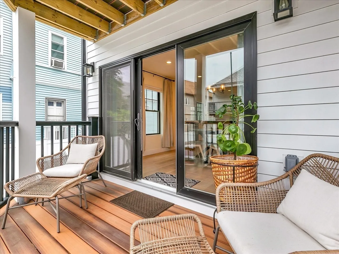 4 bed, 2.5 bath apartment for rent at 23 Princeton St Unit 23, South Medford — photo 6 of 18
