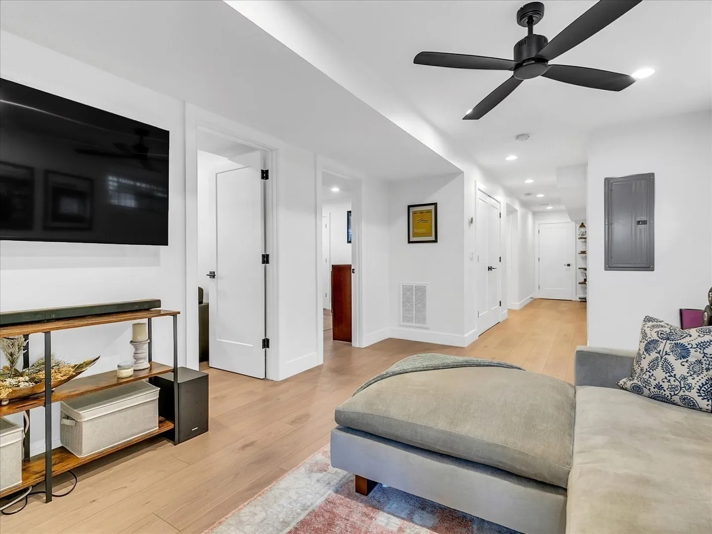 4 bed, 2.5 bath apartment for rent at 23 Princeton St Unit 23, South Medford — photo 12 of 18