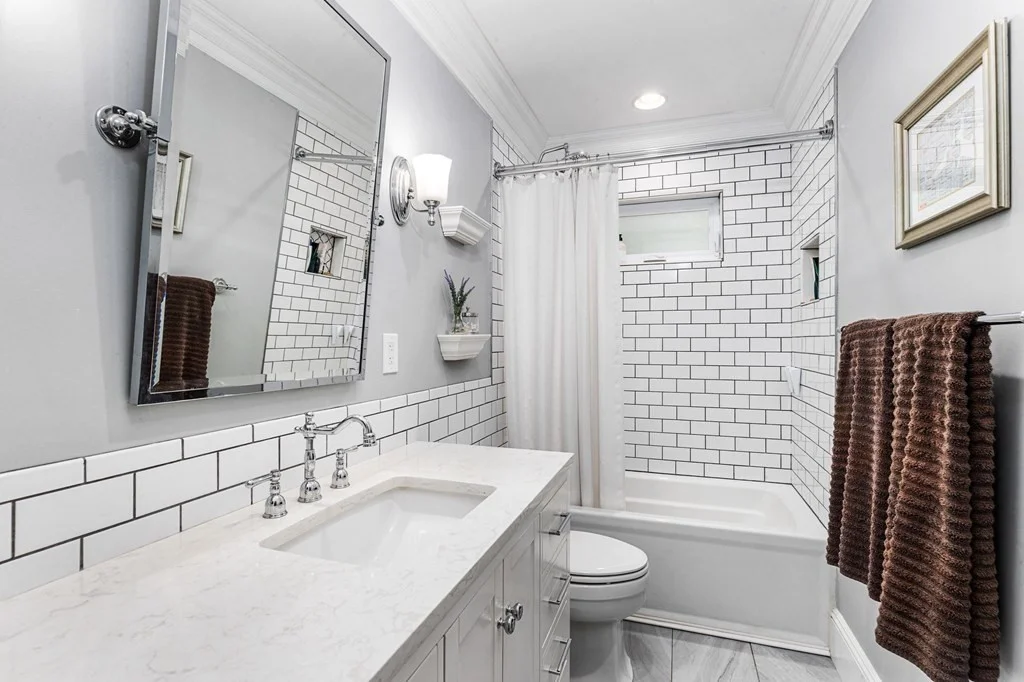 3 bed, 1 bath apartment for rent at 23 Radford Ln Unit 1, Dorchester — photo 8 of 16