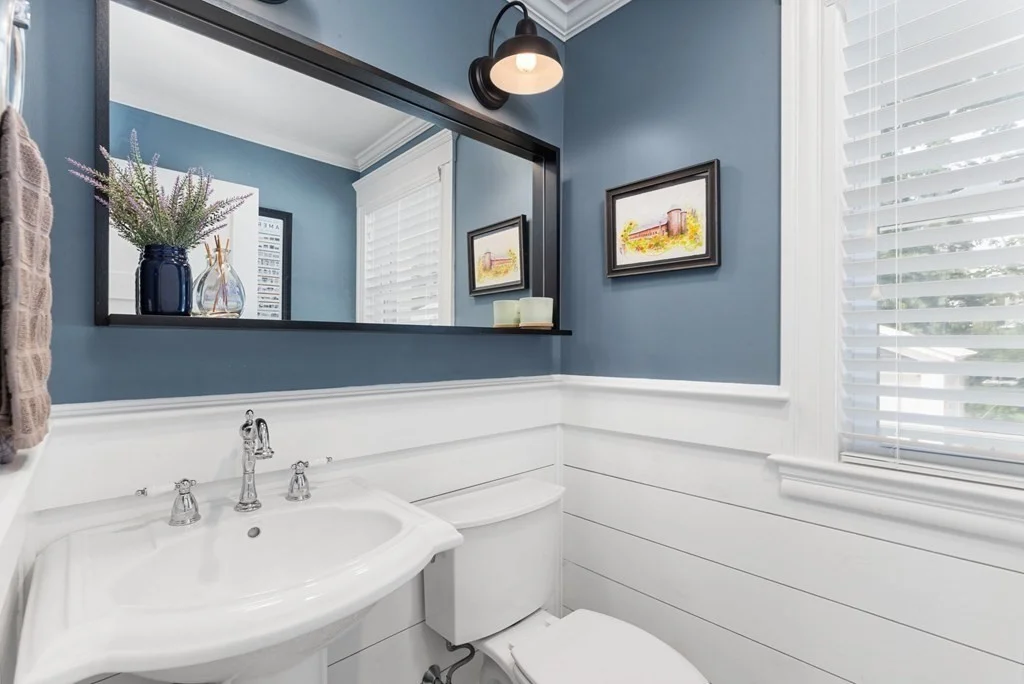 3 bed, 1 bath apartment for rent at 23 Radford Ln Unit 1, Dorchester — photo 12 of 16