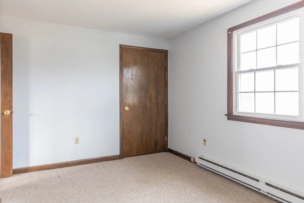 2 bed, 1 bath apartment for rent at 23 Riverside Ave Unit 23, Agawam — photo 31 of 36