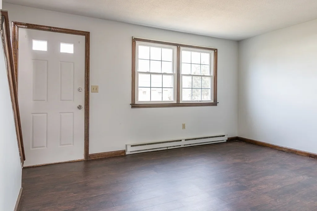 2 bed, 1 bath apartment for rent at 23 Riverside Ave Unit 23, Agawam — photo 5 of 36