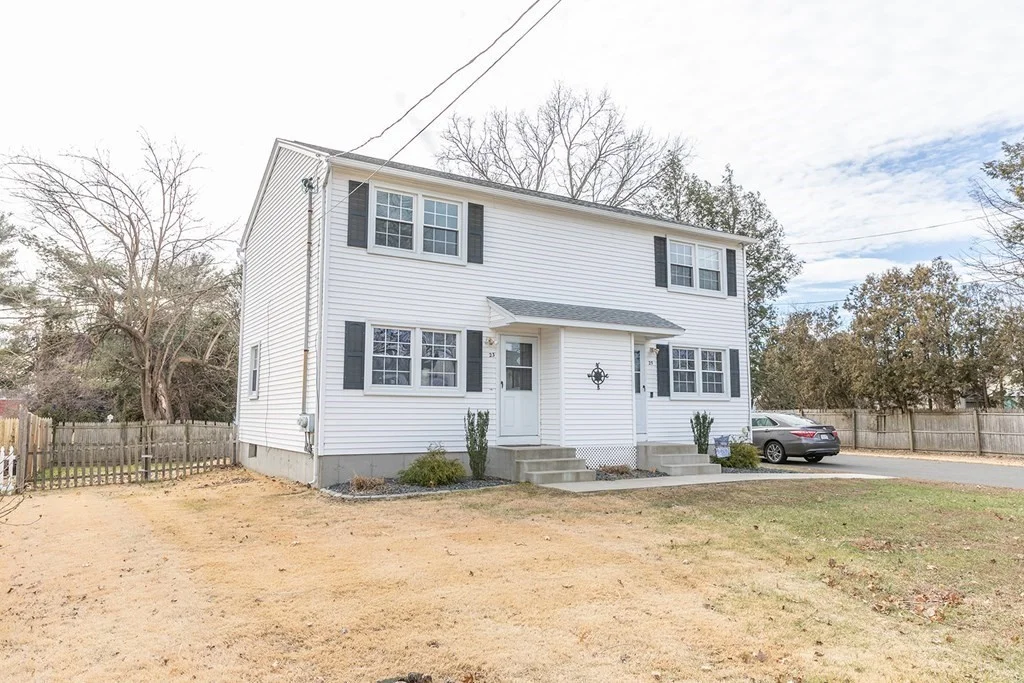 2 bed, 1 bath apartment for rent at 23 Riverside Ave Unit 23, Agawam — photo 3 of 36