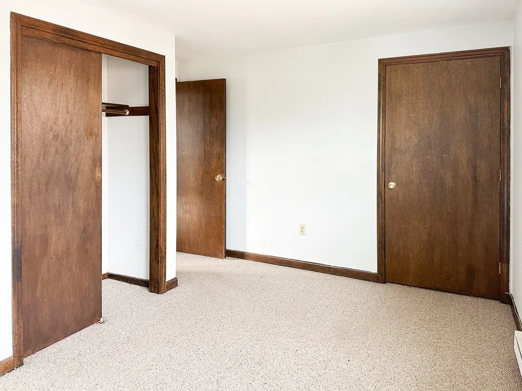 2 bed, 1 bath apartment for rent at 23 Riverside Ave Unit 23, Agawam — photo 26 of 36