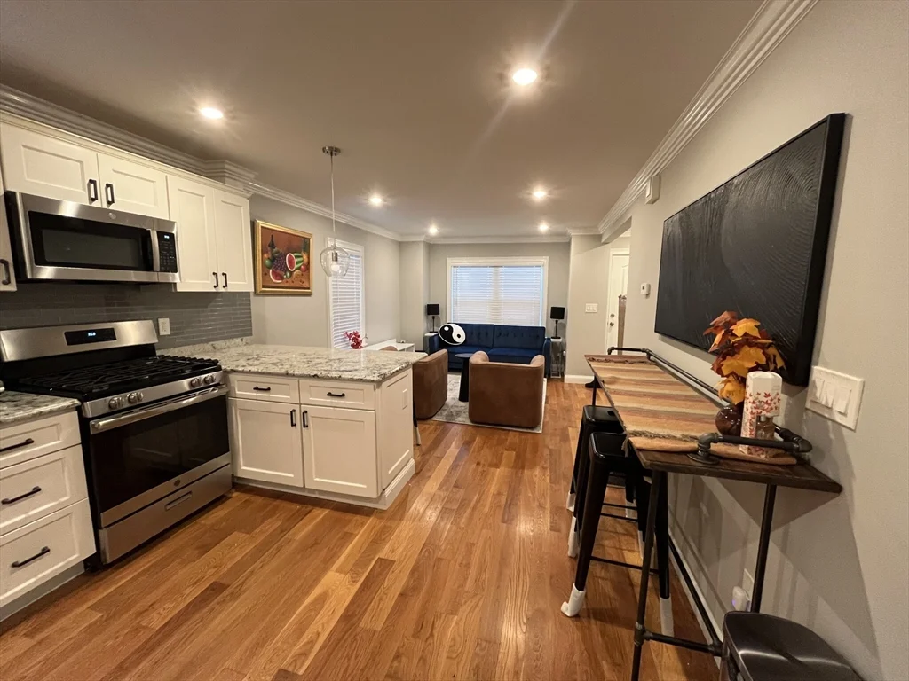 3 bed, 1 bath apartment for rent at 23 Rockledge St Unit 1, Roxbury — photo 5 of 11