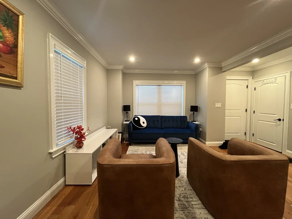 3 bed, 1 bath apartment for rent at 23 Rockledge St Unit 1, Roxbury — photo 6 of 11