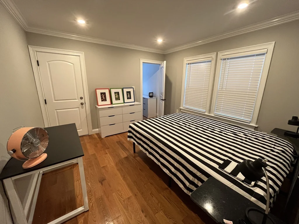 3 bed, 1 bath apartment for rent at 23 Rockledge St Unit 1, Roxbury — photo 7 of 11