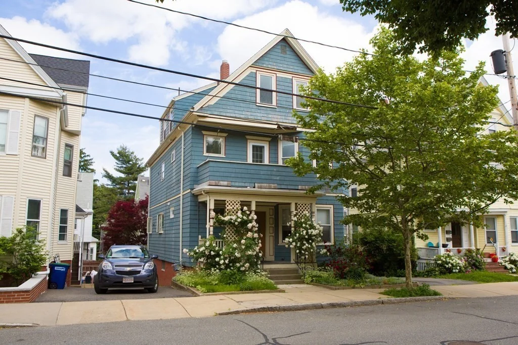6 bed, 1 bath apartment for rent at 23 Rogers Unit 2, Somerville — photo 1 of 16