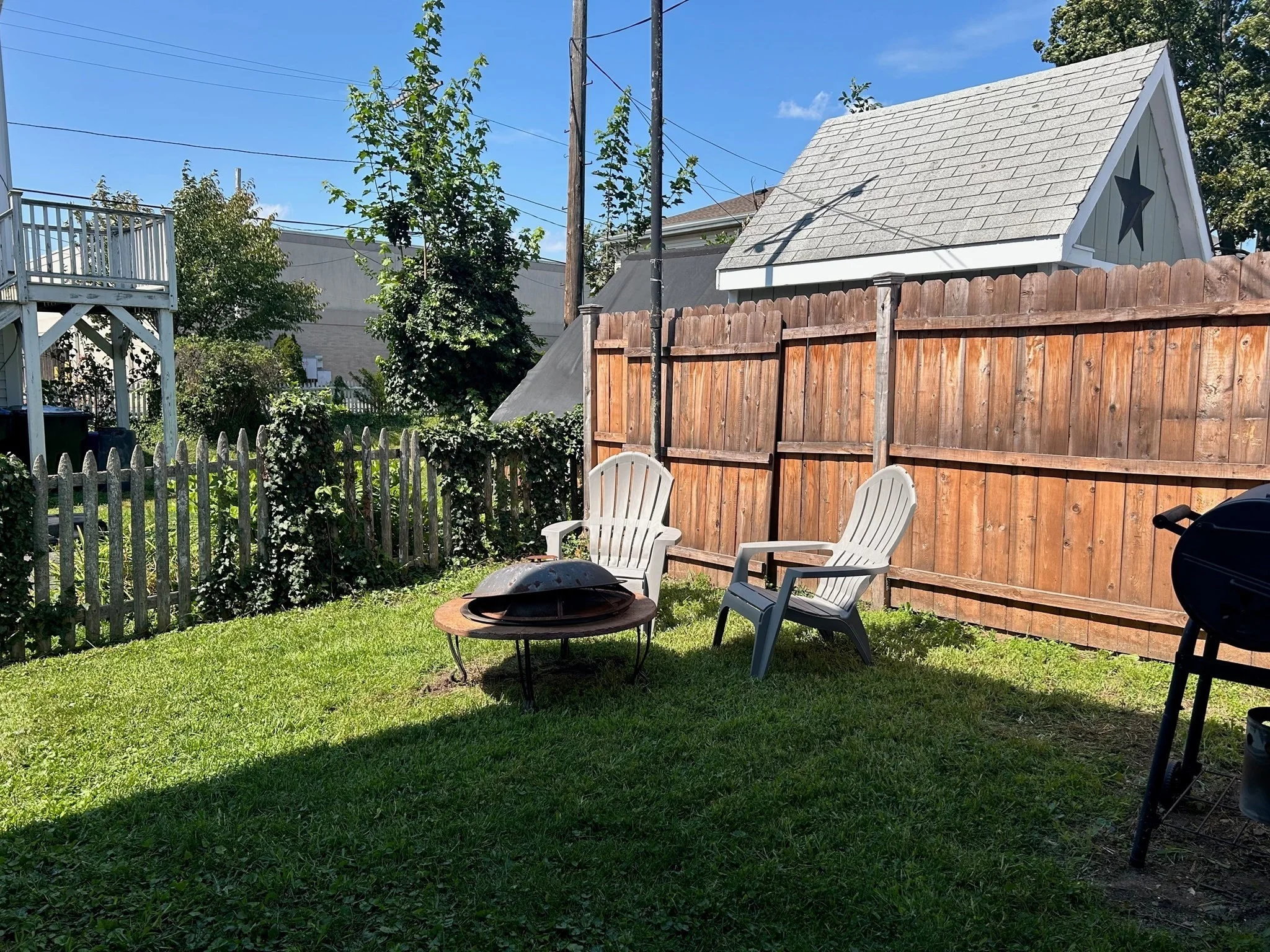 2 bed, 1 bath apartment for rent at 23 Roundy St Unit 2, Beverly — photo 6 of 6