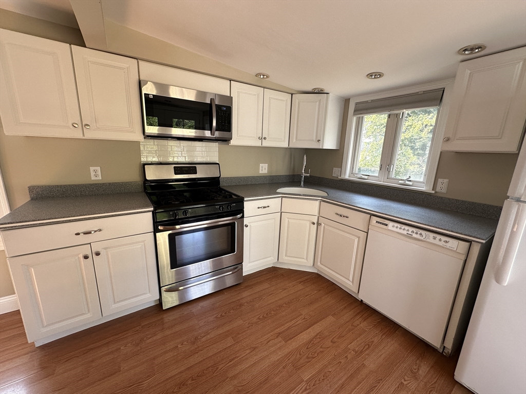 3 bed, 2 bath apartment for rent at 23 Safford St, Quincy — photo 23 of 30