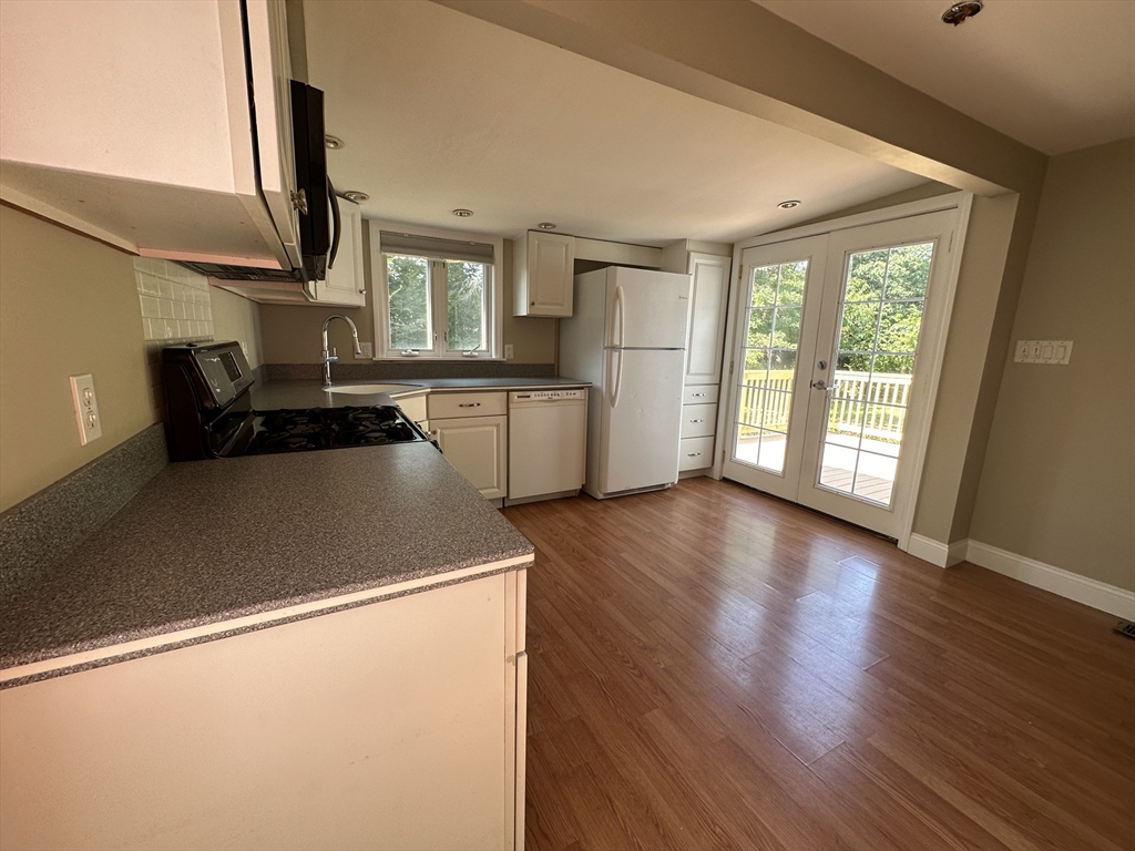 3 bed, 2 bath apartment for rent at 23 Safford St, Quincy — photo 17 of 30