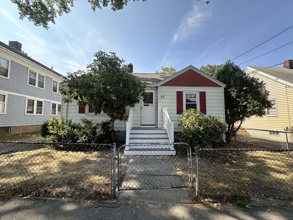 3 bed, 2 bath apartment for rent at 23 Safford St, Quincy — photo 1 of 30