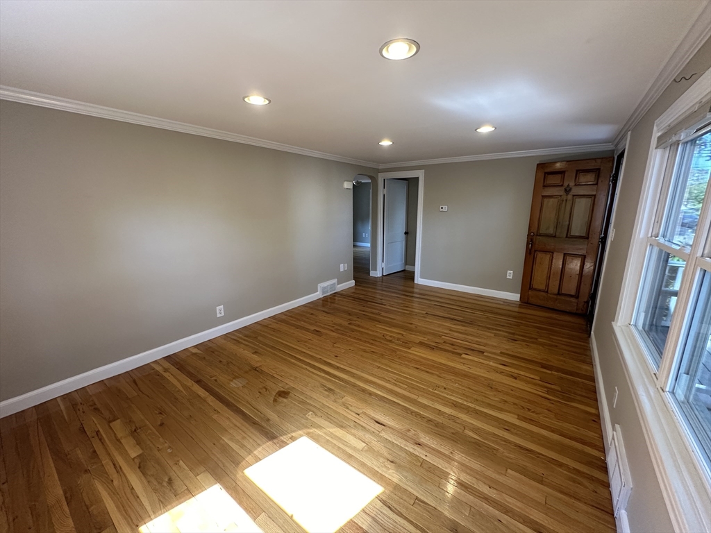 3 bed, 2 bath apartment for rent at 23 Safford St, Quincy — photo 30 of 30