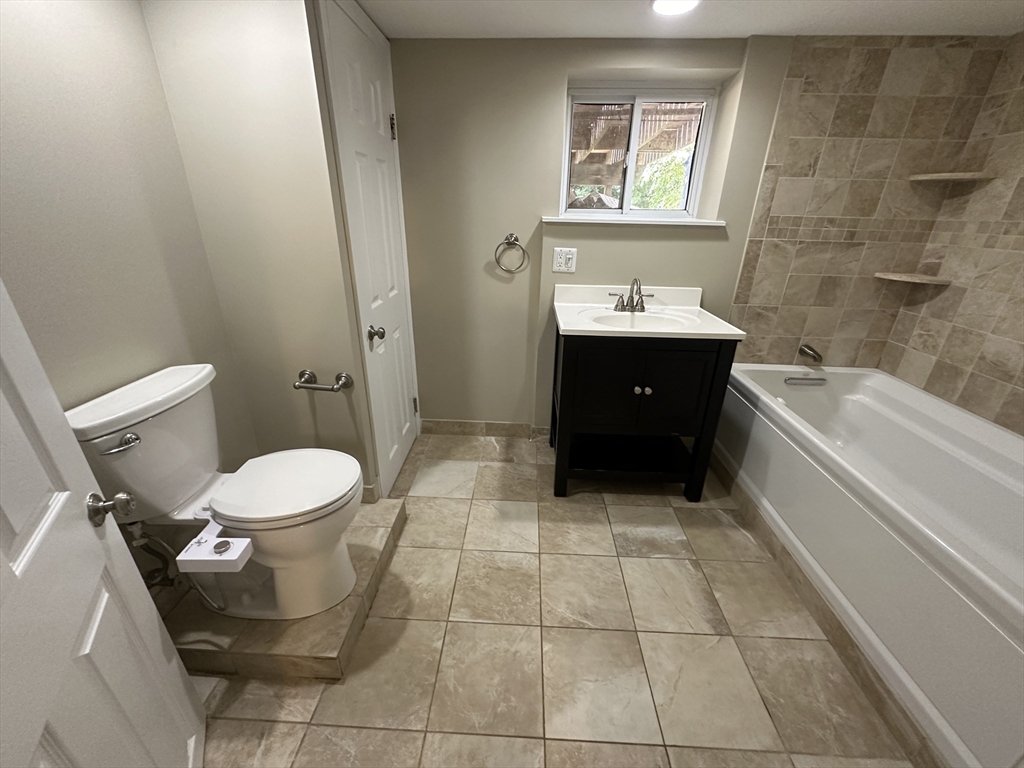 3 bed, 2 bath apartment for rent at 23 Safford St, Quincy — photo 27 of 30