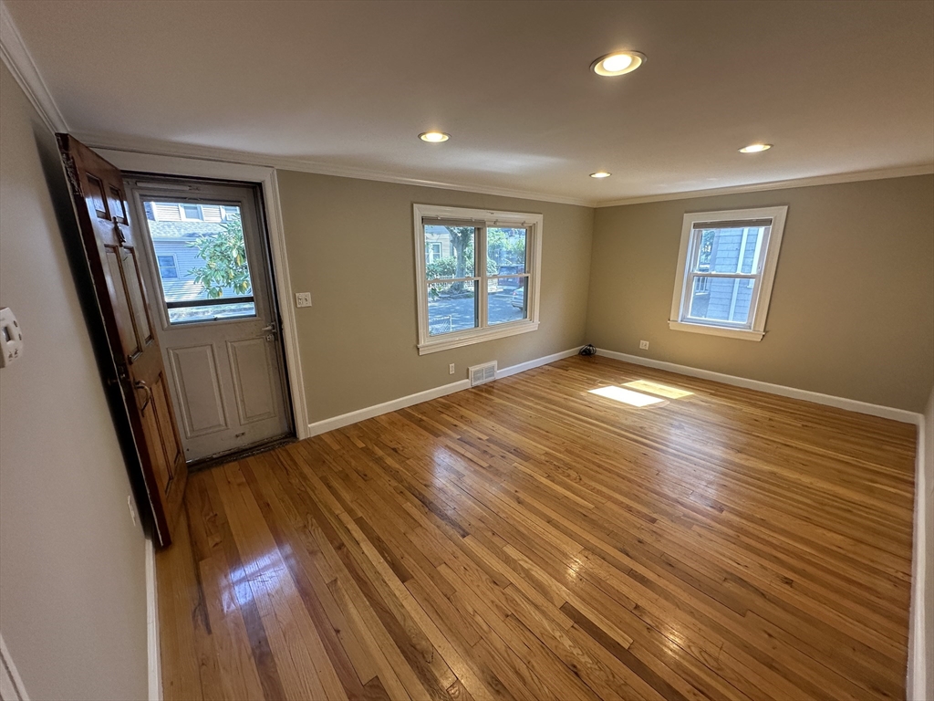 3 bed, 2 bath apartment for rent at 23 Safford St, Quincy — photo 10 of 30