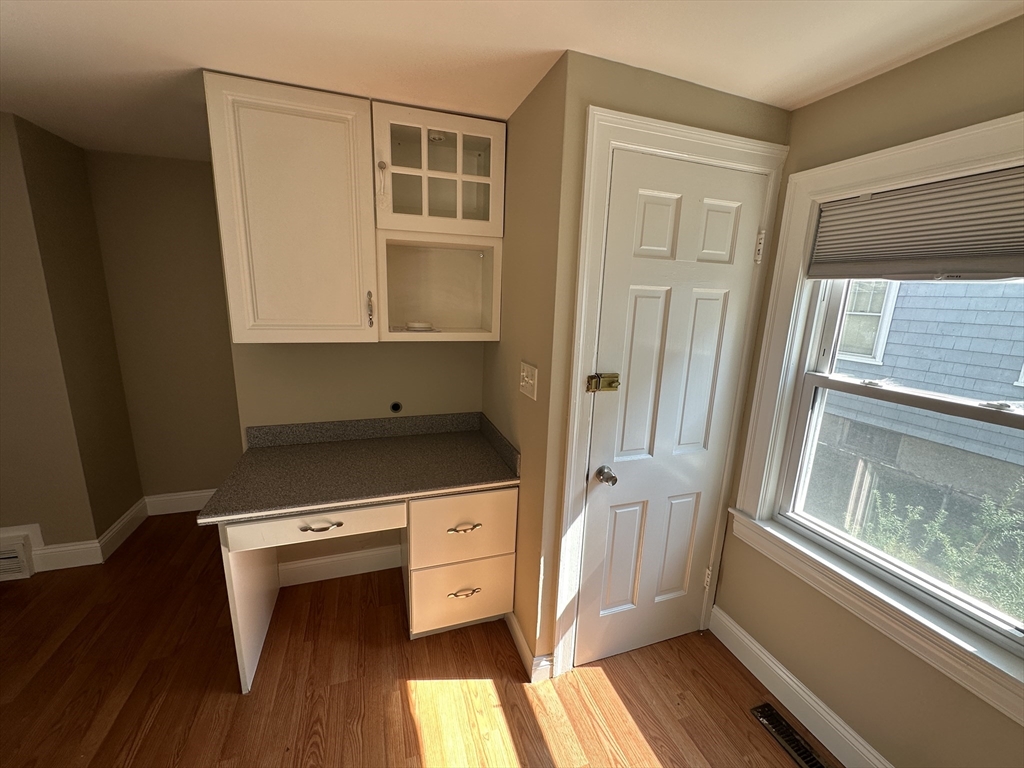3 bed, 2 bath apartment for rent at 23 Safford St, Quincy — photo 20 of 30