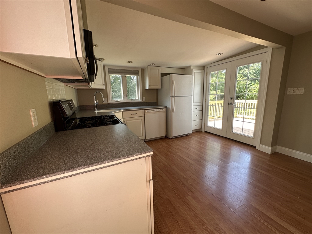 3 bed, 2 bath apartment for rent at 23 Safford St, Quincy — photo 18 of 30
