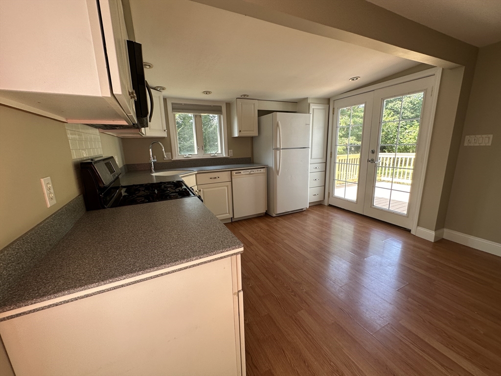 3 bed, 2 bath apartment for rent at 23 Safford St, Quincy — photo 16 of 30