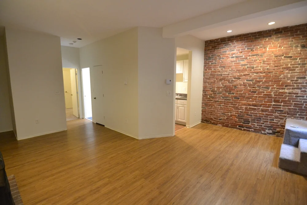 1 bed, 1 bath apartment for rent at 23 Saint Germain St Unit 2, Back Bay — photo 2 of 18