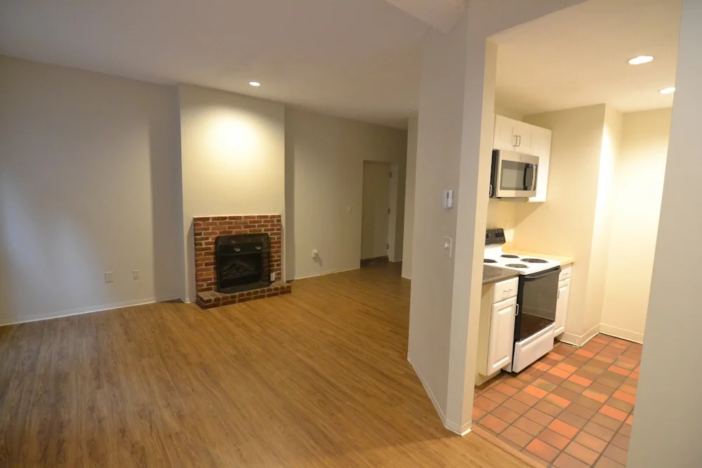 1 bed, 1 bath apartment for rent at 23 Saint Germain St Unit 2, Back Bay — photo 5 of 18