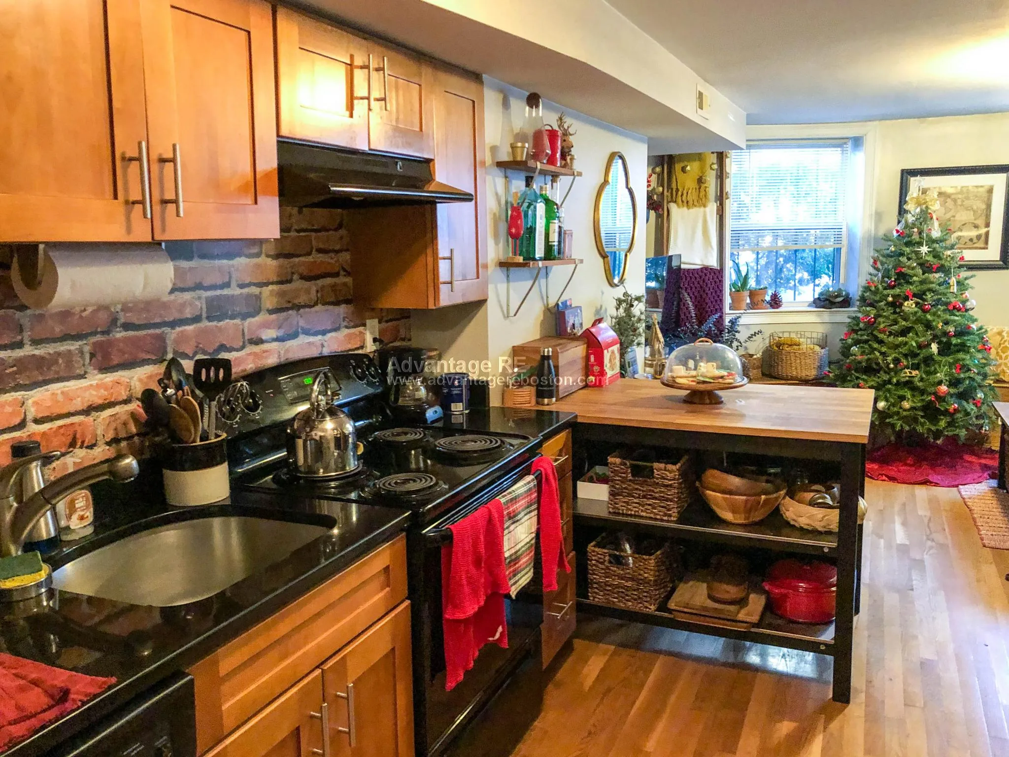 2 bed, 1 bath apartment for rent at 23 Saint Lukes Rd Unit 1, Brighton — photo 8 of 14