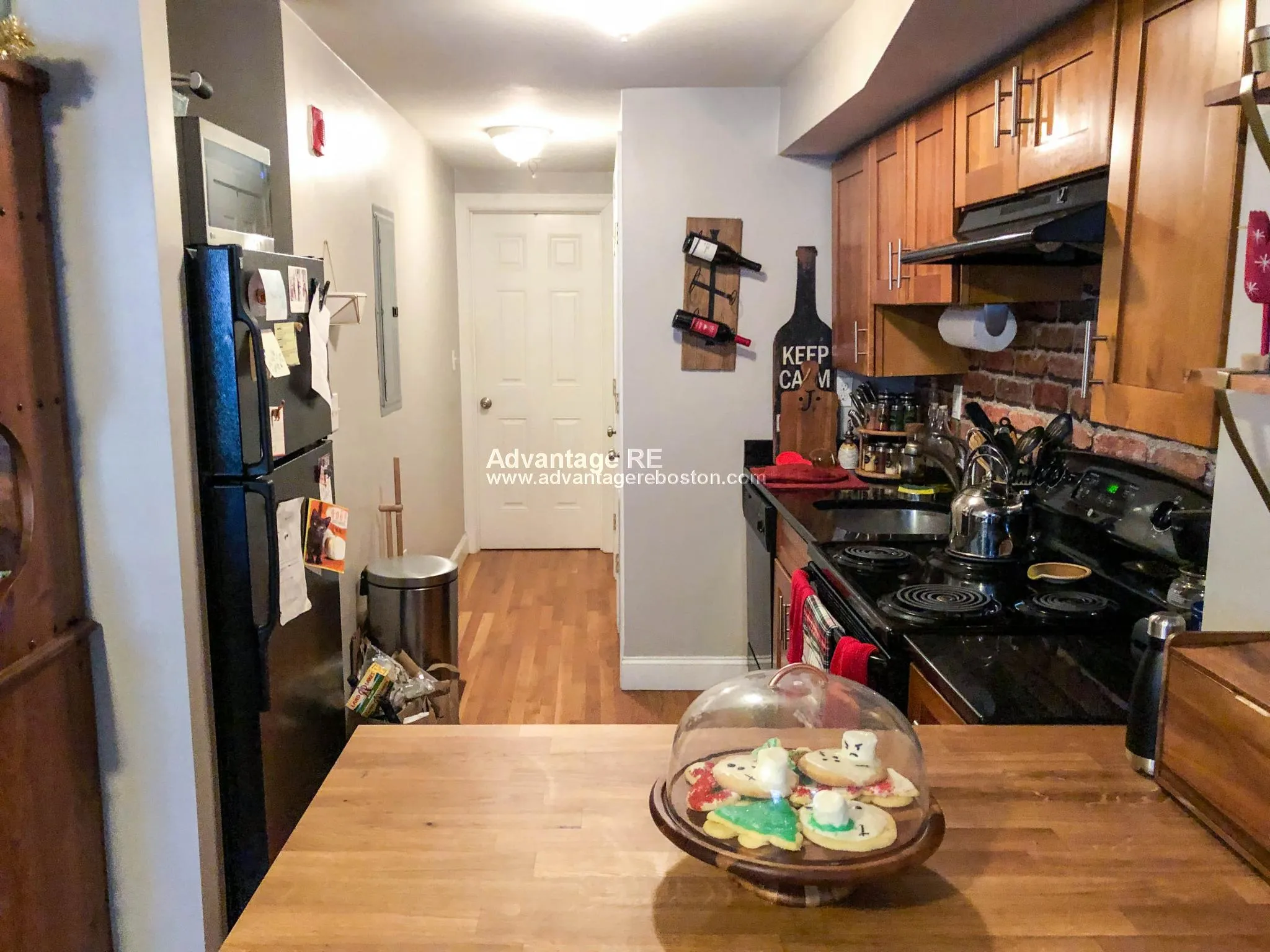 2 bed, 1 bath apartment for rent at 23 Saint Lukes Rd Unit 1, Brighton — photo 2 of 14