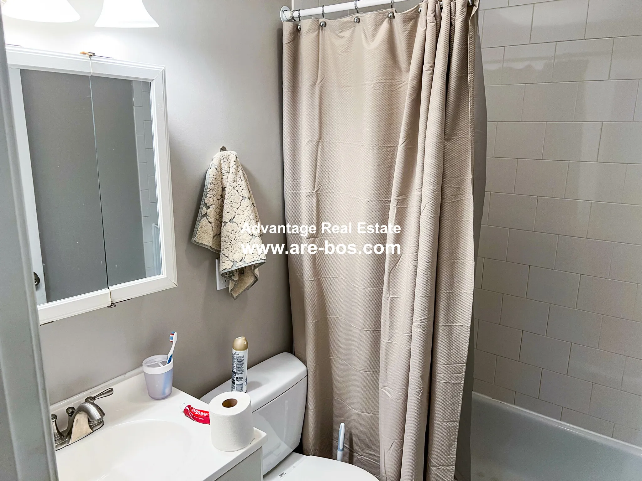 2 bed, 1 bath apartment for rent at 23 Saint Lukes Rd Unit 4, Brighton — photo 7 of 31