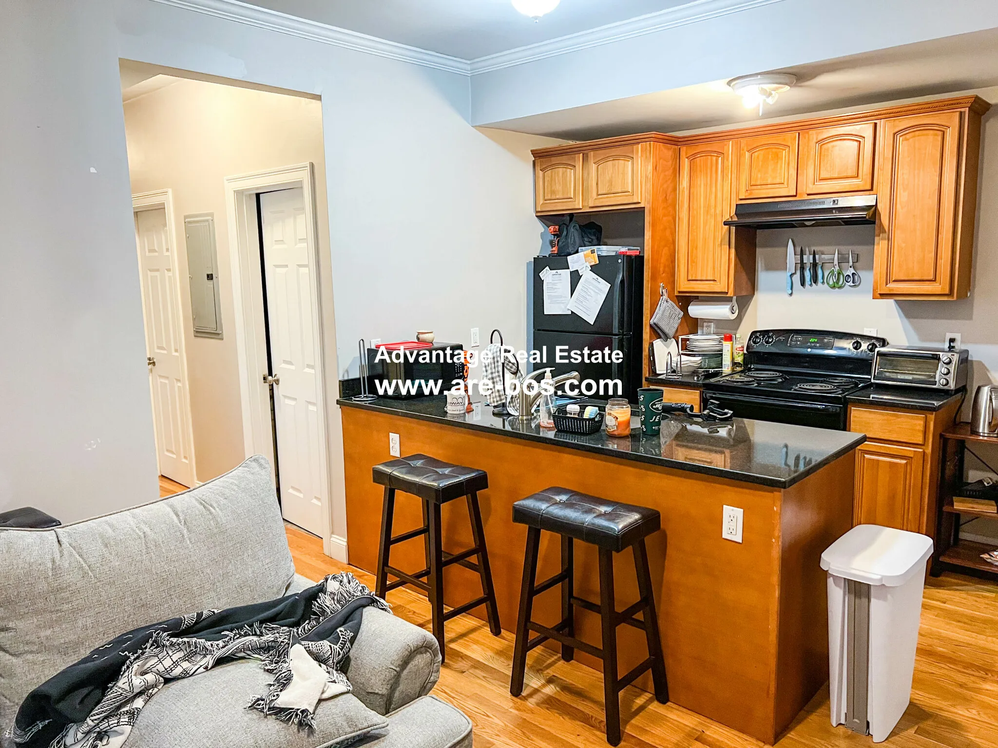 2 bed, 1 bath apartment for rent at 23 Saint Lukes Rd Unit 4, Brighton — photo 4 of 31